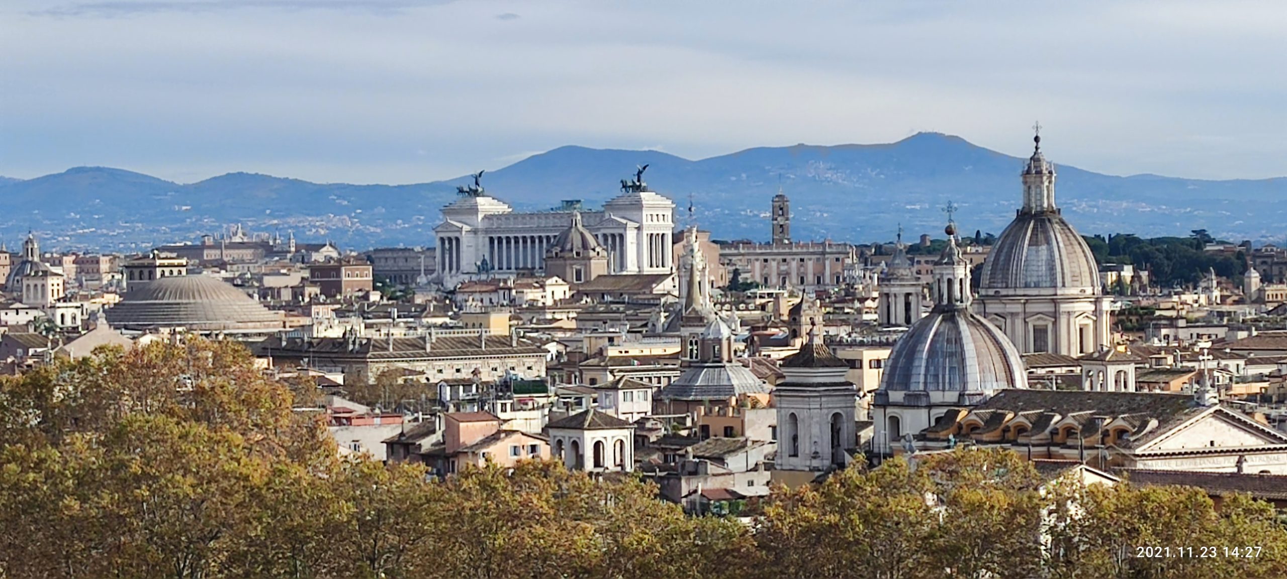 Visita di Castel Sant’Angelo, Cose da fare a Roma, Choses a faire a rome Photo by Annalisa Cingolani Unsplash